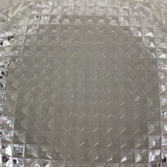 Vintage United States Pineapple Fan Square Clear Glass Round Plate - Picture 5 of 5